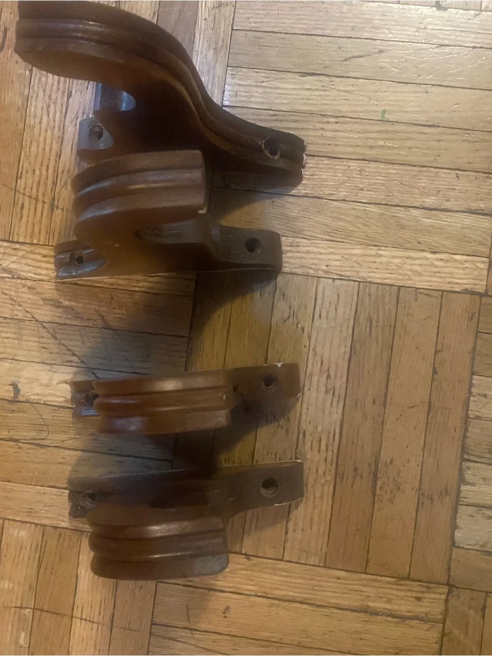 Vintage Classic real Wood Curtain Rod set 2 Brackets in Brown